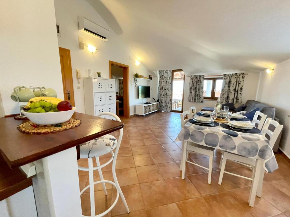 Apartments Ladonja ميدولين المظهر الخارجي الصورة
